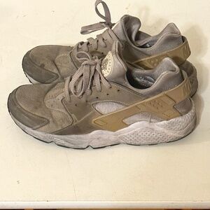 NIKE Air Huarache Athletic Sneaker Running Runner Track Shoes Men Size 11